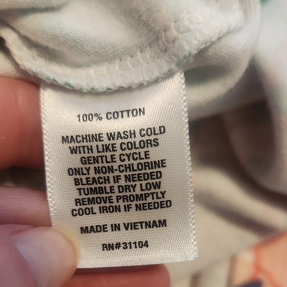 Kim Rogers Multicolor Floral Top - Picture 5 of 5